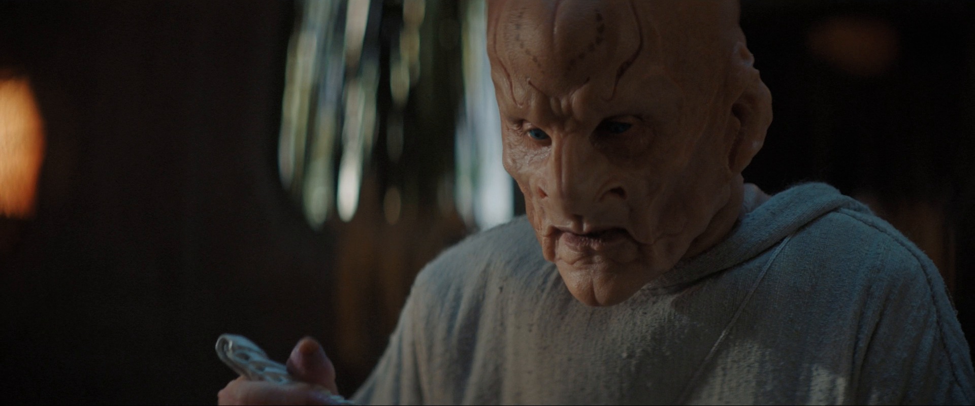 extant_StarTrekDiscovery_ShortTreks0003_TheBrightestStar_0492.jpg