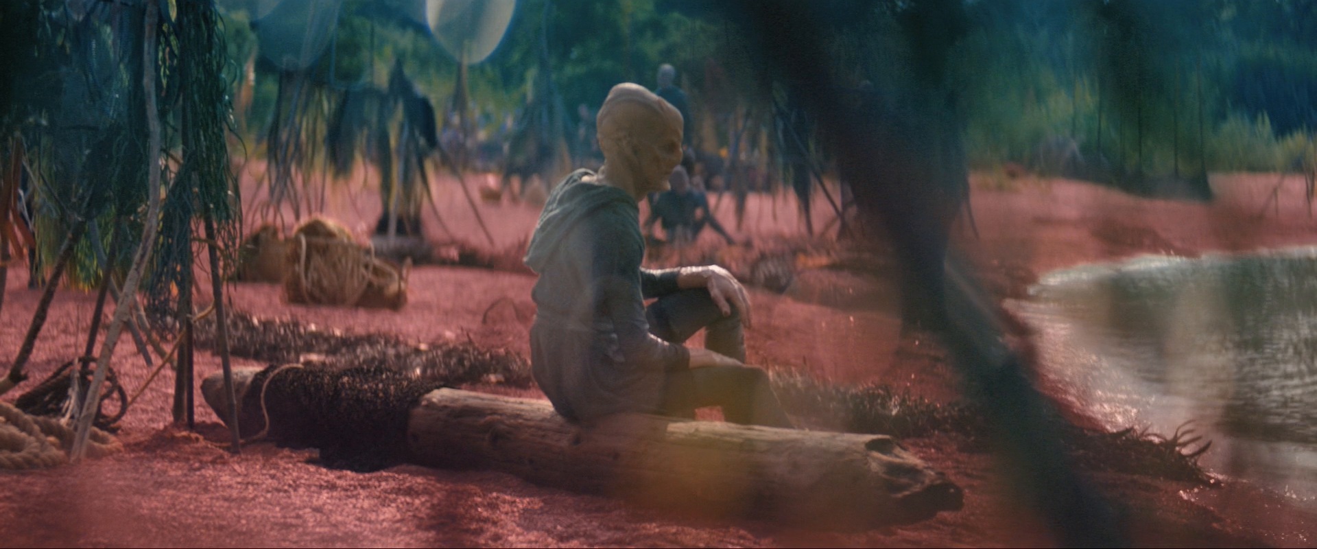 extant_StarTrekDiscovery_ShortTreks0003_TheBrightestStar_0903.jpg