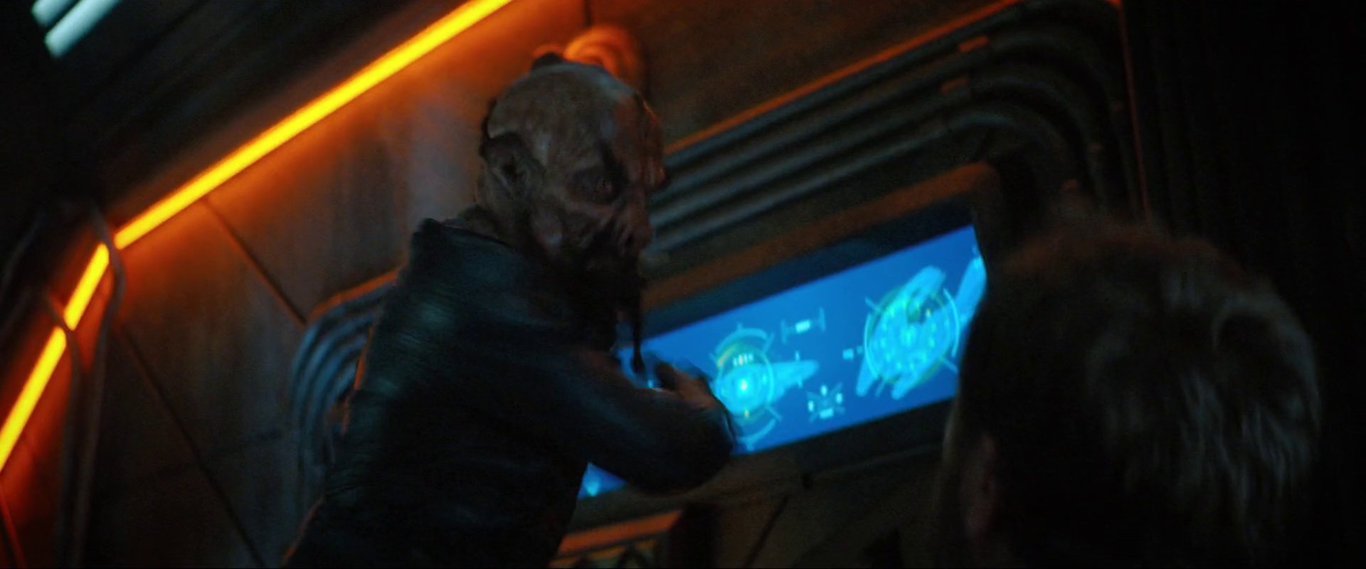 extant_StarTrekDiscovery_ShortTreks_0004_TheEscapeArtist_0089.jpg
