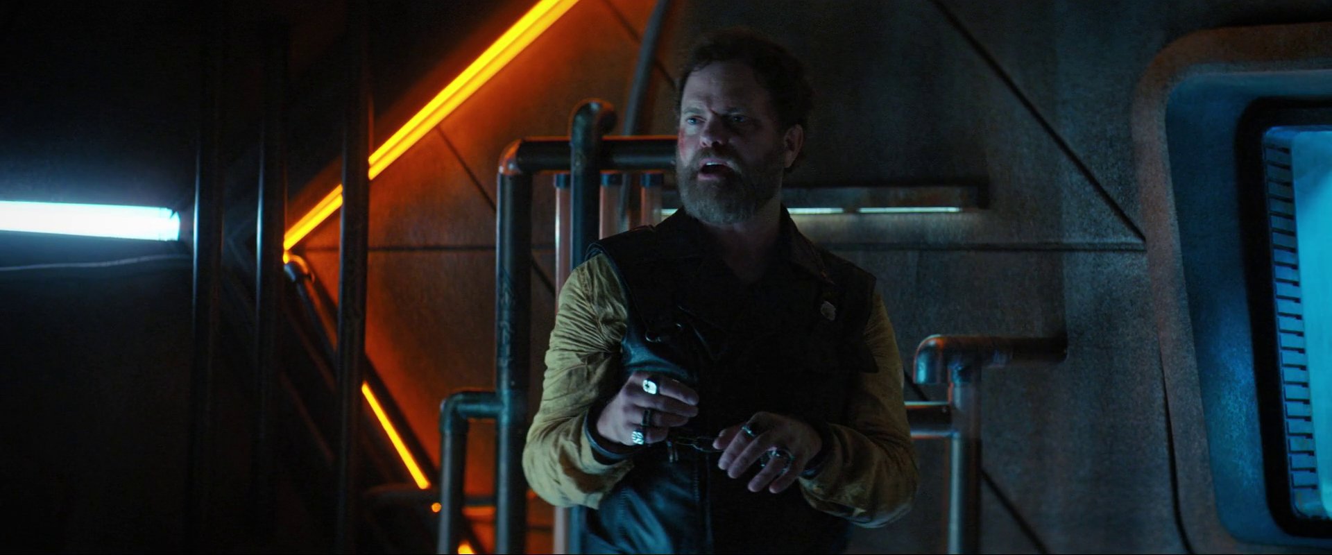 extant_StarTrekDiscovery_ShortTreks_0004_TheEscapeArtist_0521.jpg