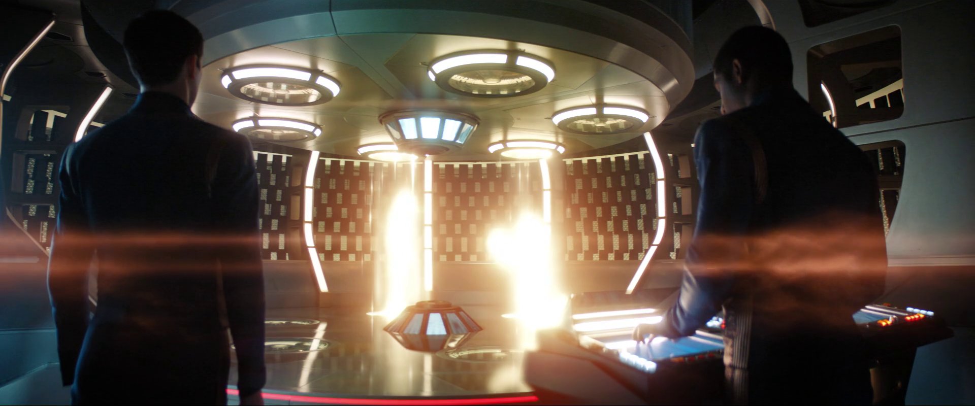 extant_StarTrekDiscovery_ShortTreks_0004_TheEscapeArtist_1198.jpg