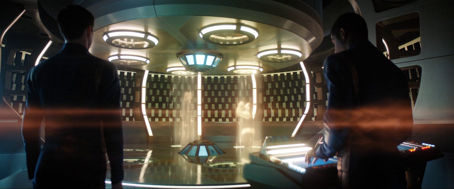 extant_StarTrekDiscovery_ShortTreks_0004_TheEscapeArtist_1200.jpg