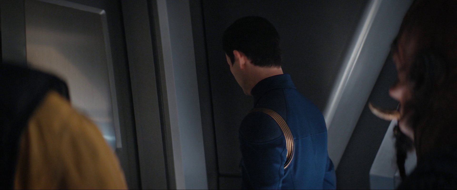 extant_StarTrekDiscovery_ShortTreks_0004_TheEscapeArtist_1303.jpg