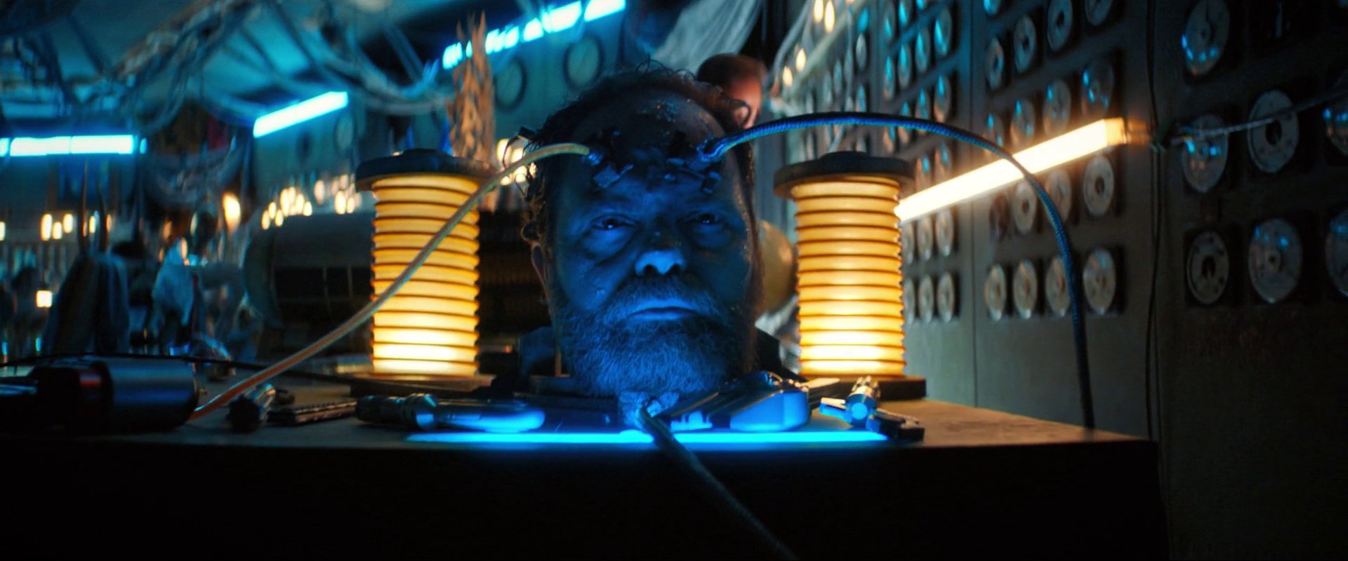 extant_StarTrekDiscovery_ShortTreks_0004_TheEscapeArtist_1404.jpg