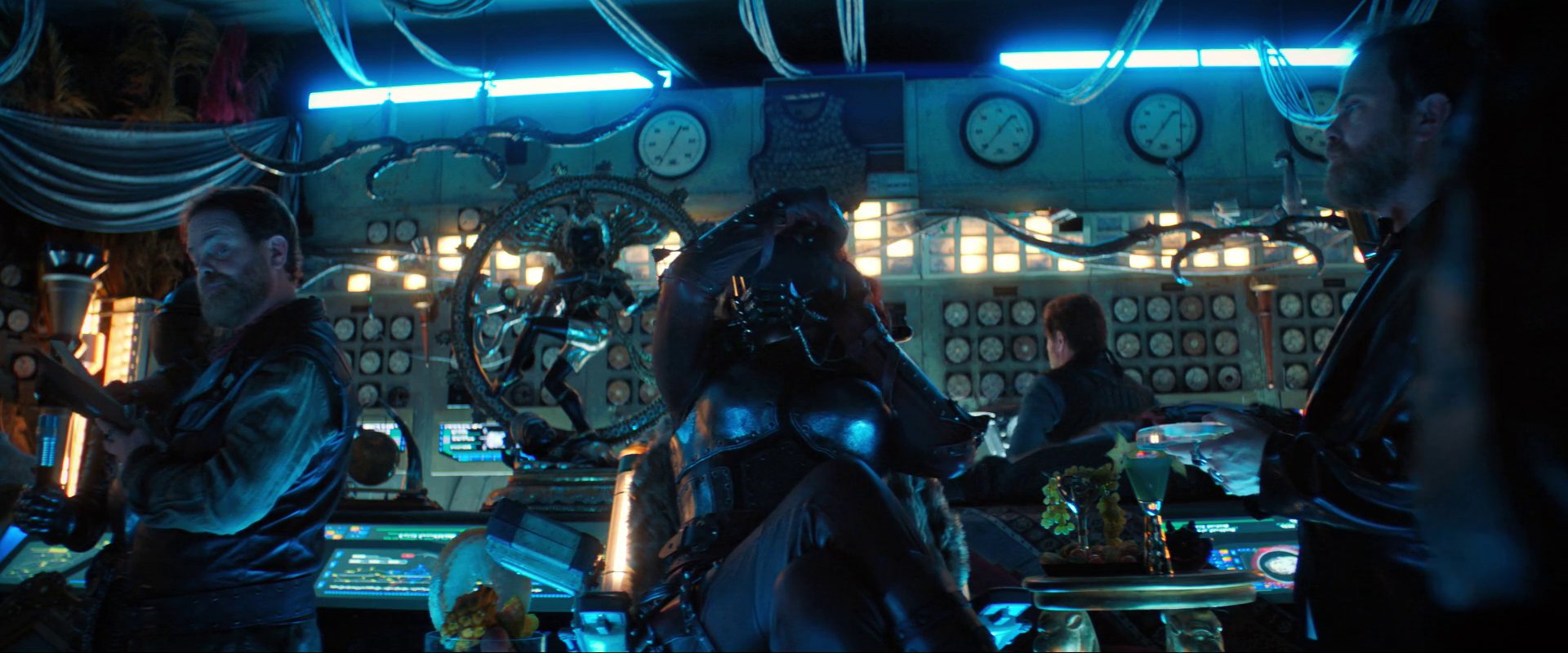 extant_StarTrekDiscovery_ShortTreks_0004_TheEscapeArtist_1446.jpg