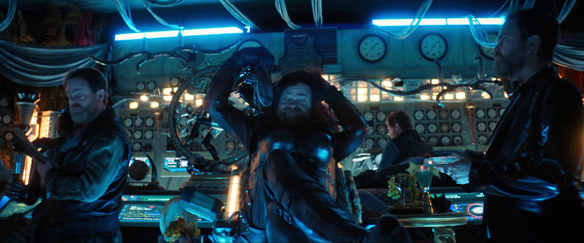 extant_StarTrekDiscovery_ShortTreks_0004_TheEscapeArtist_1449.jpg