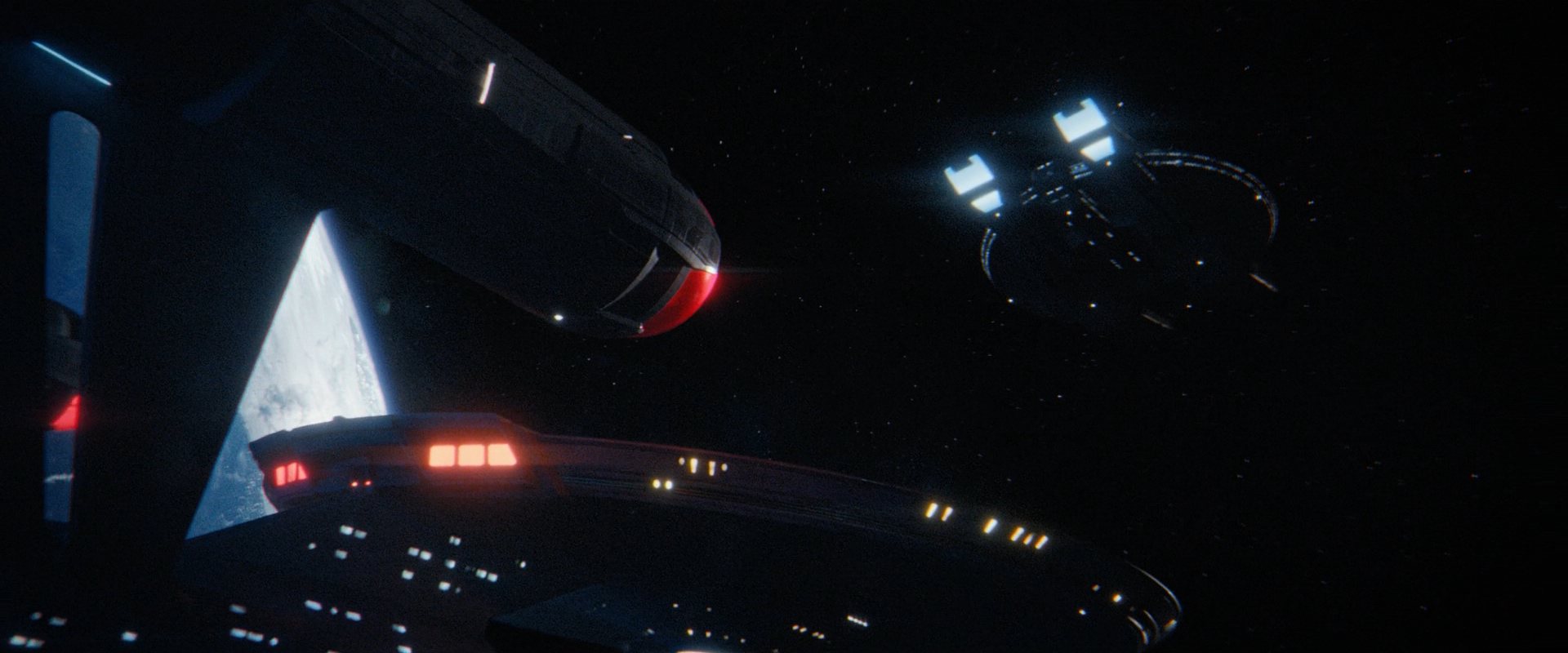 extant_StarTrekDiscovery_ShortTreks0006_TheTroubleWithEdward_00058.jpg