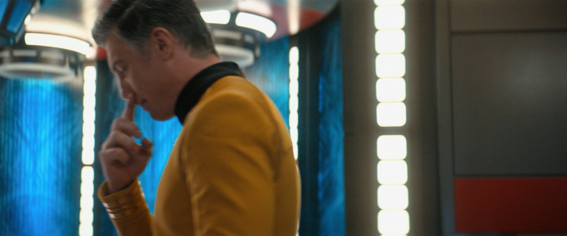 extant_StarTrekDiscovery_ShortTreks0006_TheTroubleWithEdward_00145.jpg