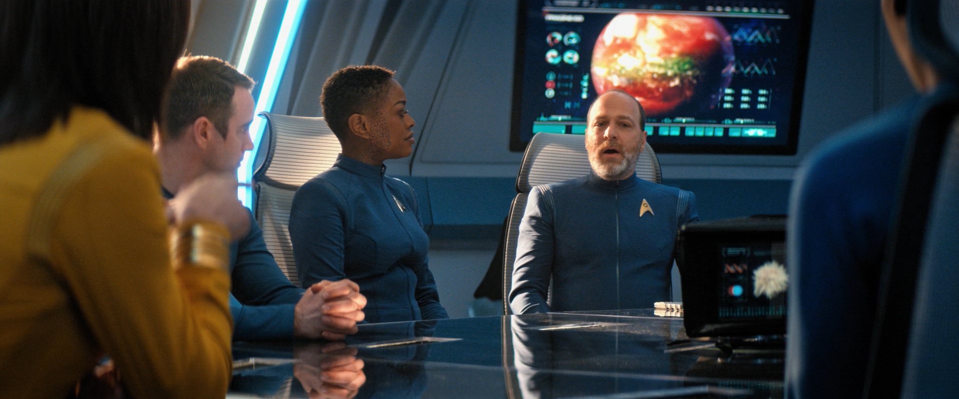 extant_StarTrekDiscovery_ShortTreks0006_TheTroubleWithEdward_00350.jpg