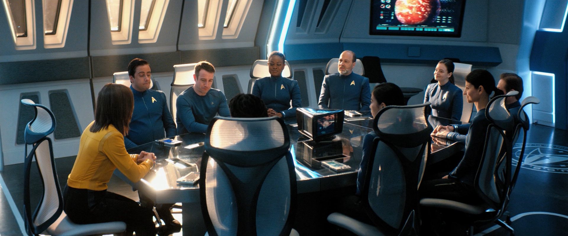 extant_StarTrekDiscovery_ShortTreks0006_TheTroubleWithEdward_00502.jpg