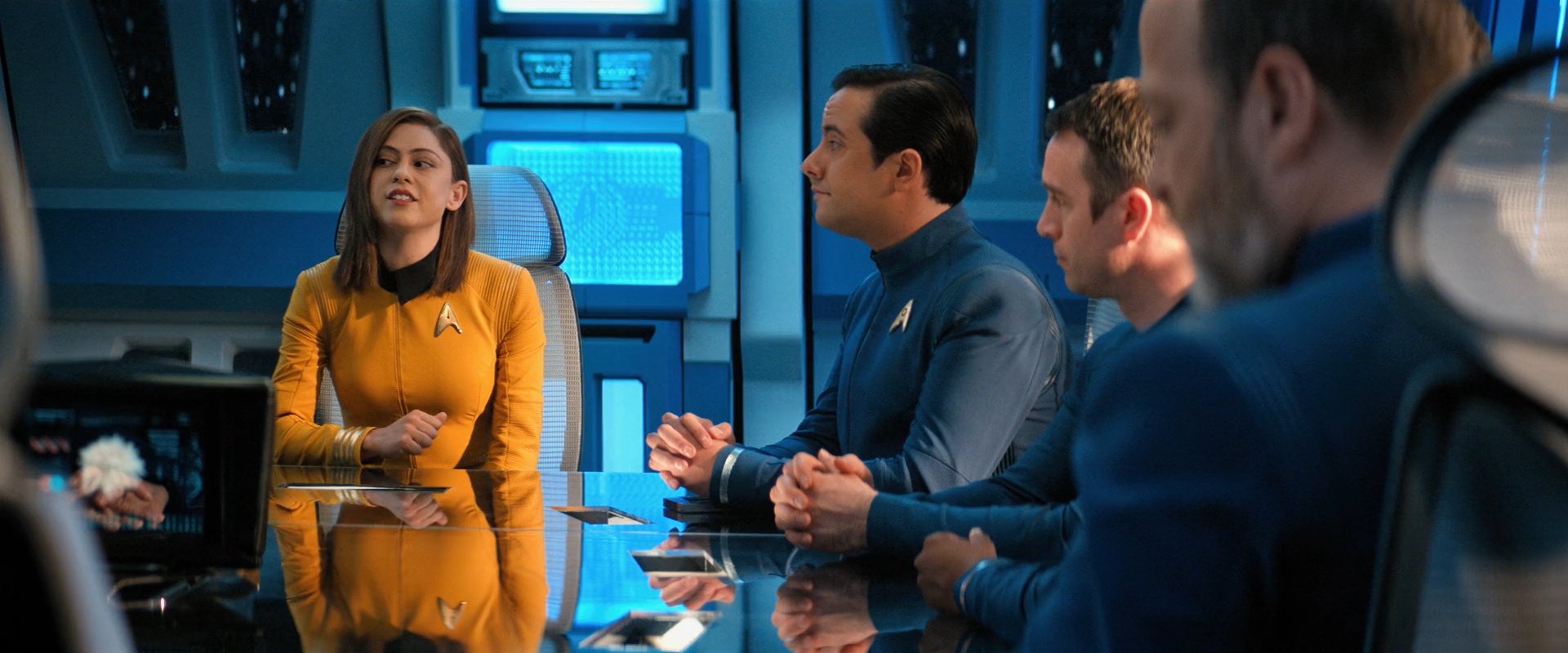 extant_StarTrekDiscovery_ShortTreks0006_TheTroubleWithEdward_00509.jpg