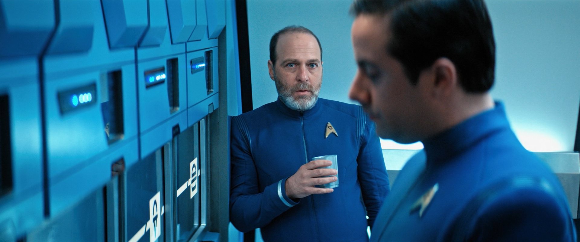 extant_StarTrekDiscovery_ShortTreks0006_TheTroubleWithEdward_00537.jpg