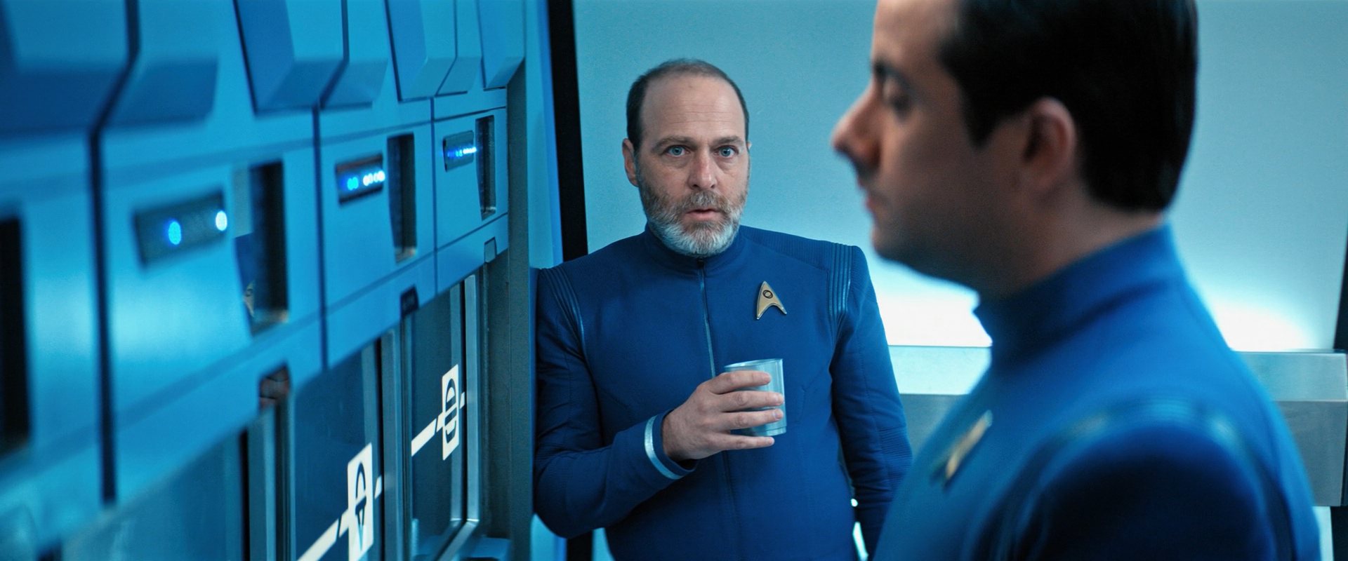 extant_StarTrekDiscovery_ShortTreks0006_TheTroubleWithEdward_00538.jpg