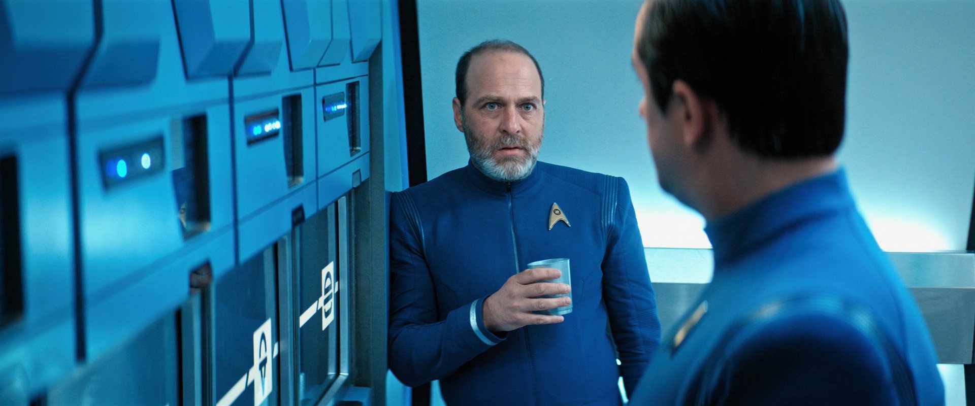 extant_StarTrekDiscovery_ShortTreks0006_TheTroubleWithEdward_00545.jpg