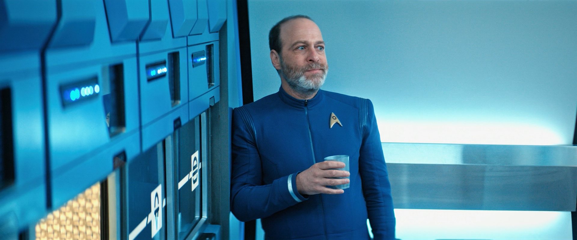 extant_StarTrekDiscovery_ShortTreks0006_TheTroubleWithEdward_00571.jpg