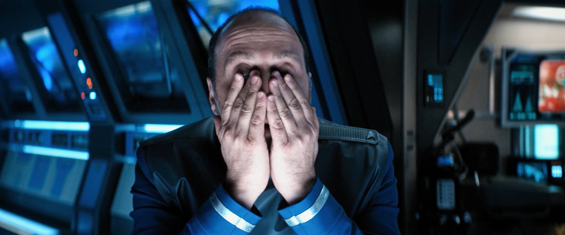 extant_StarTrekDiscovery_ShortTreks0006_TheTroubleWithEdward_00591.jpg