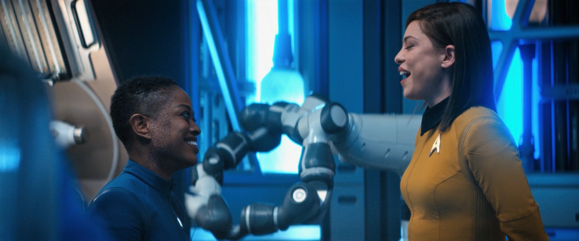 extant_StarTrekDiscovery_ShortTreks0006_TheTroubleWithEdward_00608.jpg