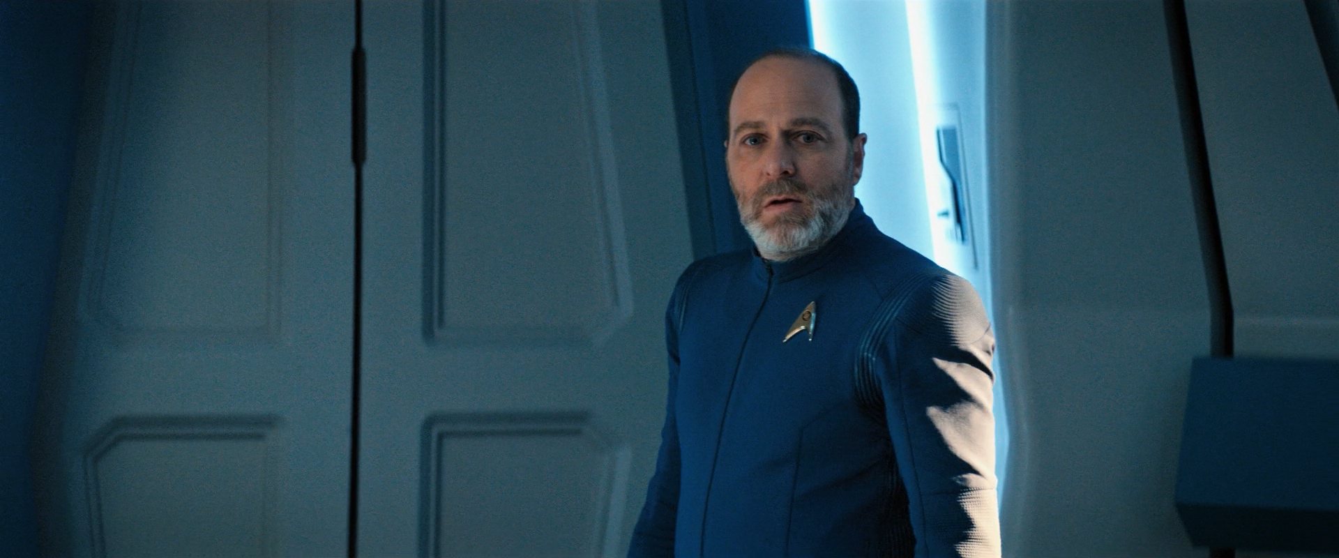 extant_StarTrekDiscovery_ShortTreks0006_TheTroubleWithEdward_00806.jpg