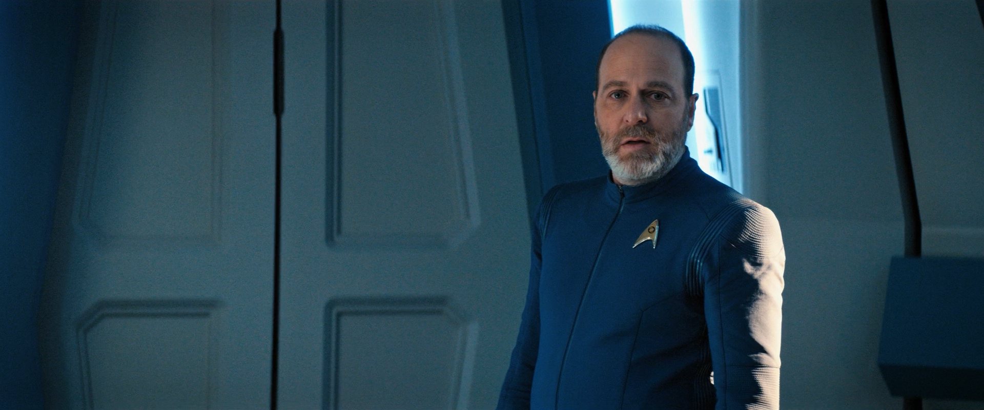 extant_StarTrekDiscovery_ShortTreks0006_TheTroubleWithEdward_00809.jpg