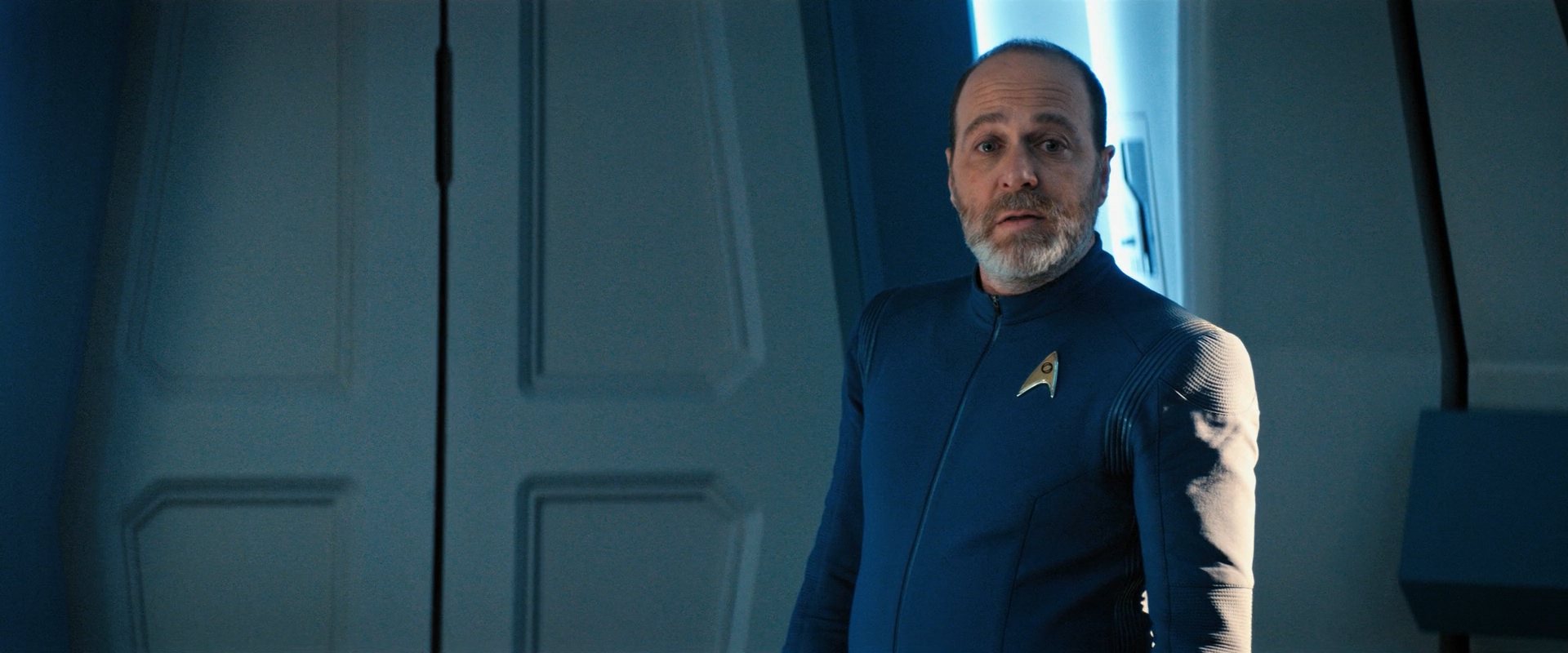 extant_StarTrekDiscovery_ShortTreks0006_TheTroubleWithEdward_00810.jpg