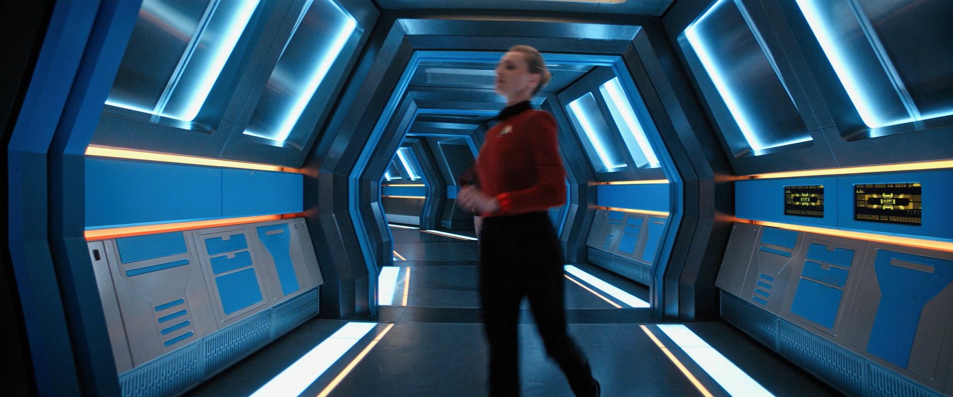 extant_StarTrekDiscovery_ShortTreks0006_TheTroubleWithEdward_00841.jpg