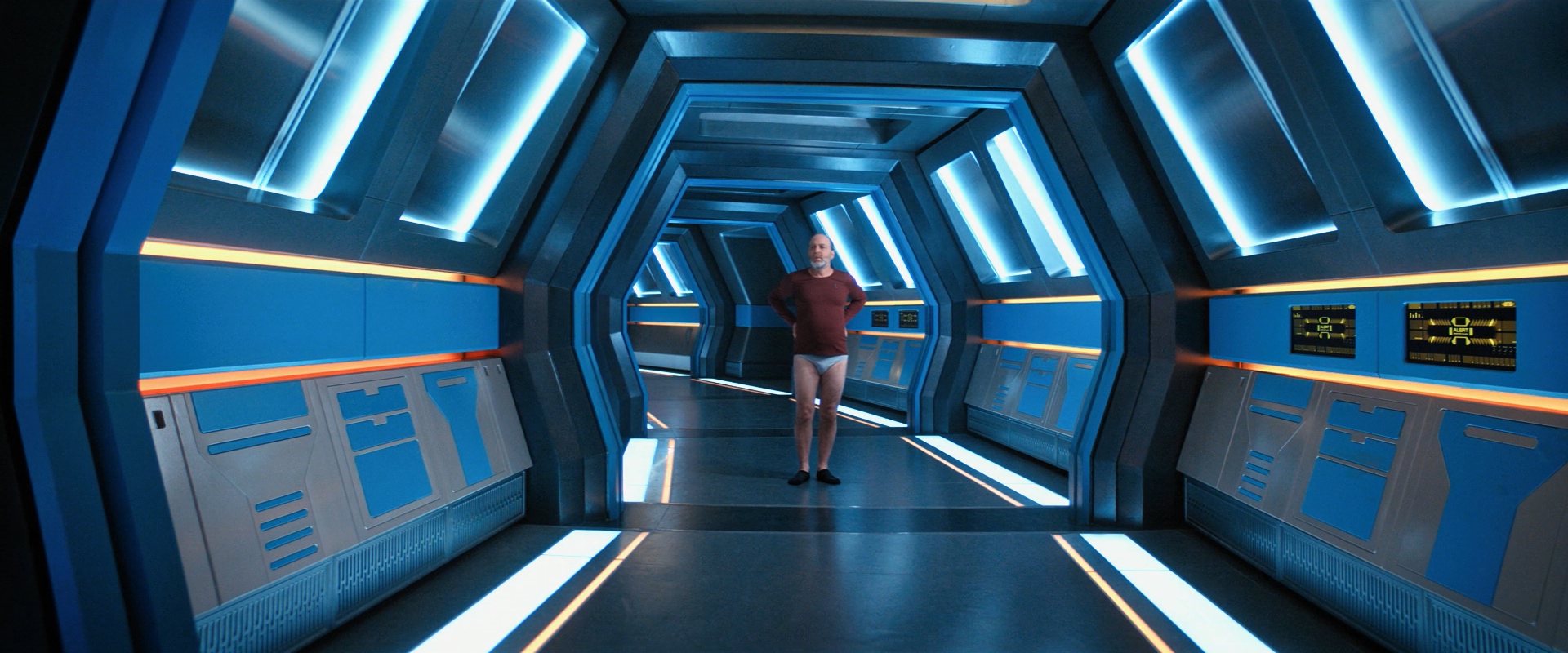 extant_StarTrekDiscovery_ShortTreks0006_TheTroubleWithEdward_00847.jpg