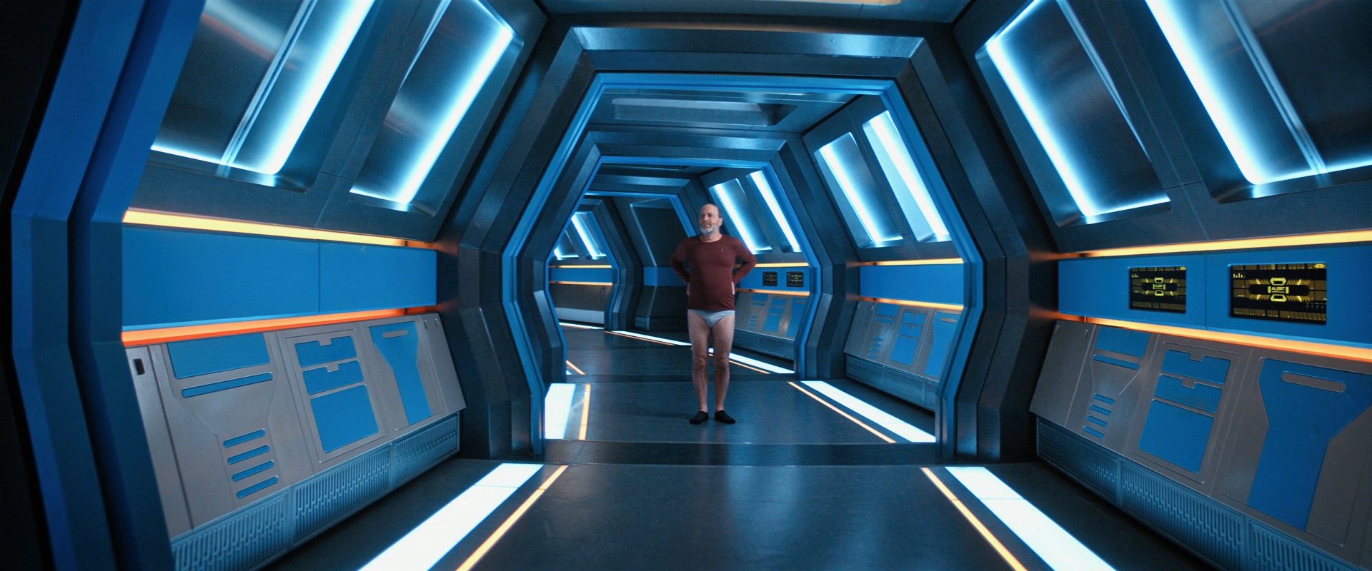 extant_StarTrekDiscovery_ShortTreks0006_TheTroubleWithEdward_00849.jpg