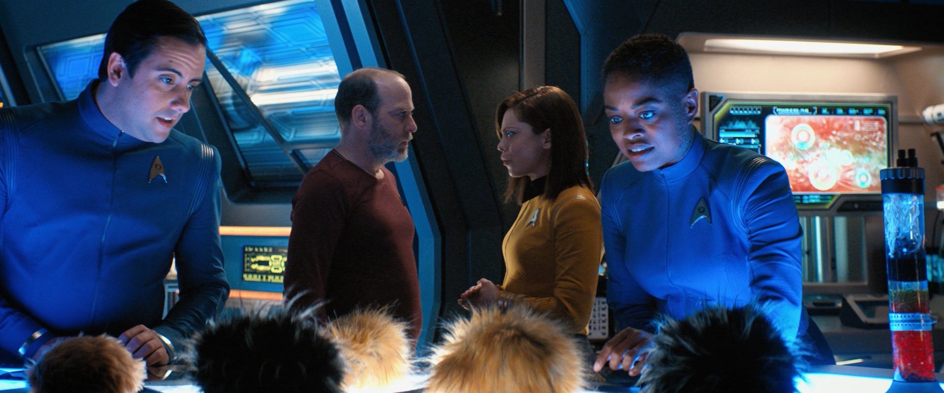 extant_StarTrekDiscovery_ShortTreks0006_TheTroubleWithEdward_00892.jpg