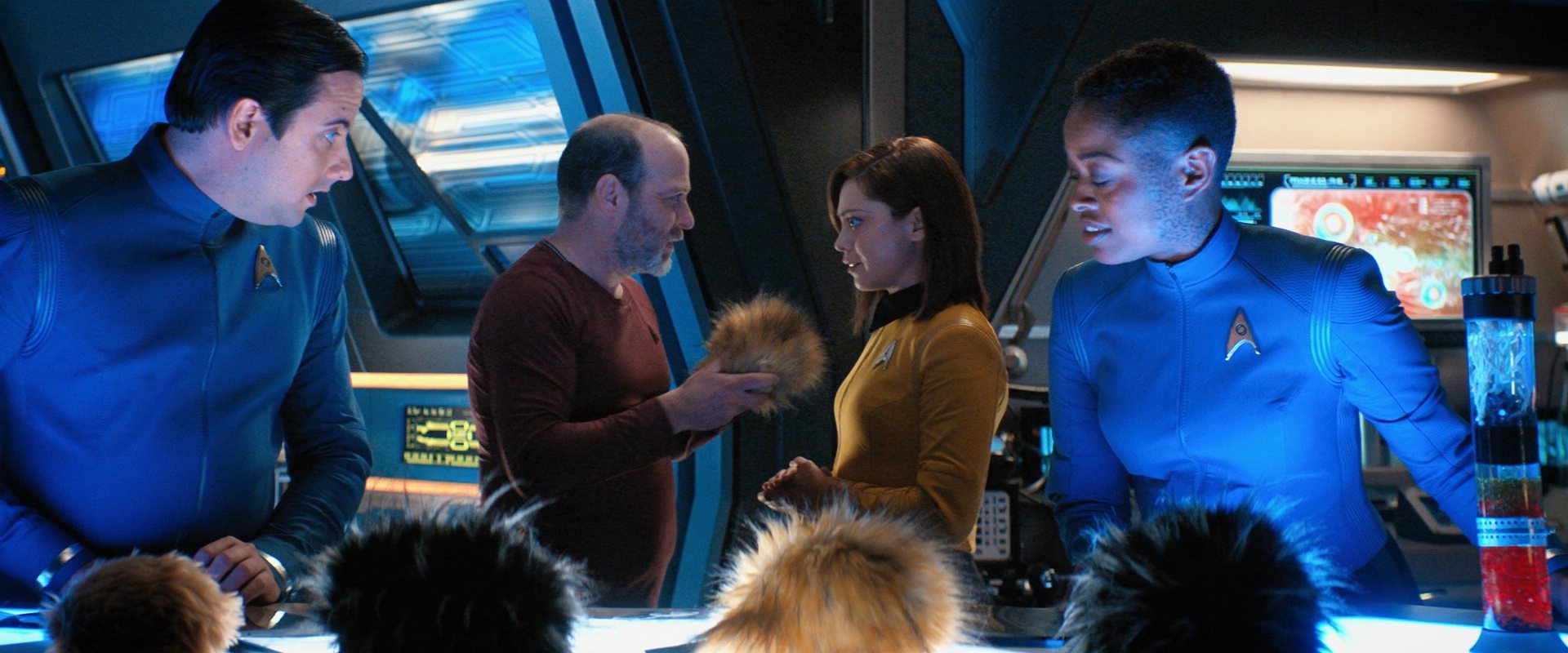 extant_StarTrekDiscovery_ShortTreks0006_TheTroubleWithEdward_00900.jpg