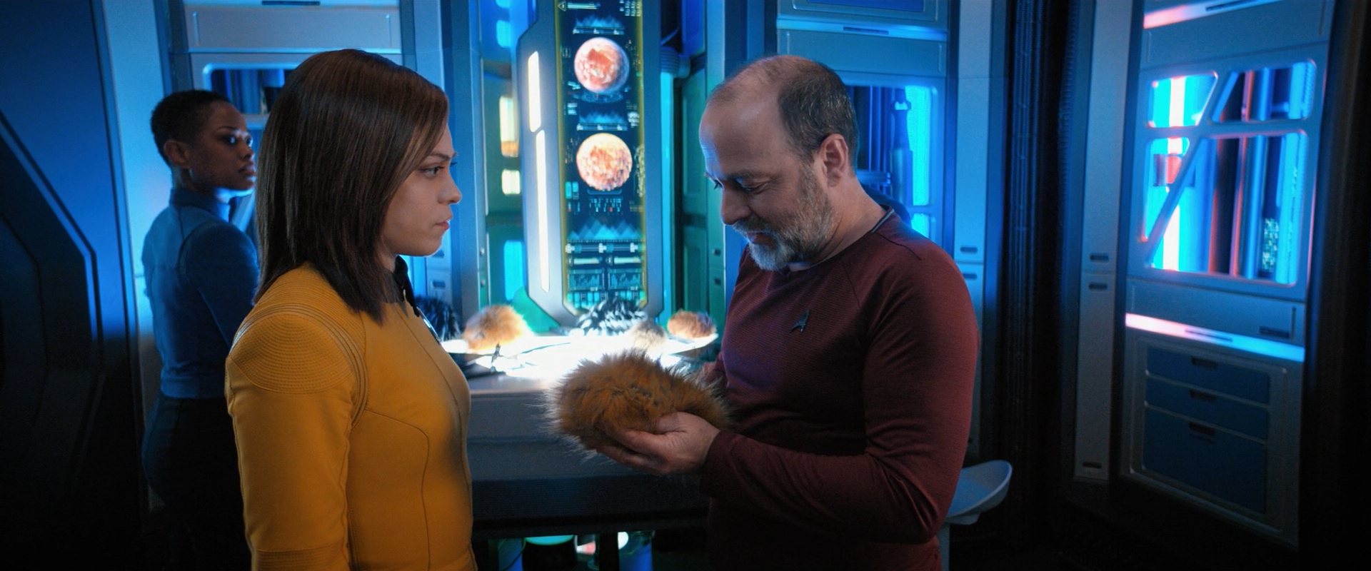 extant_StarTrekDiscovery_ShortTreks0006_TheTroubleWithEdward_00910.jpg