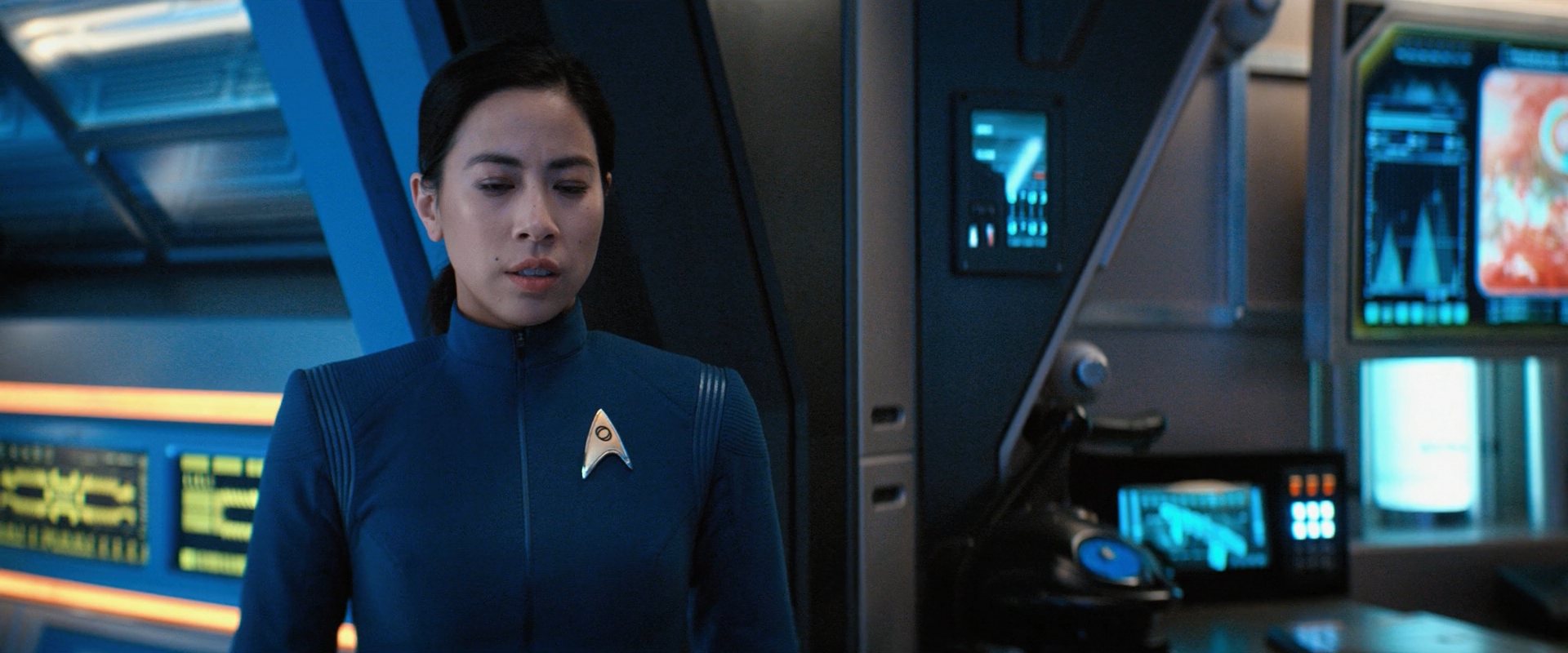 extant_StarTrekDiscovery_ShortTreks0006_TheTroubleWithEdward_00911.jpg