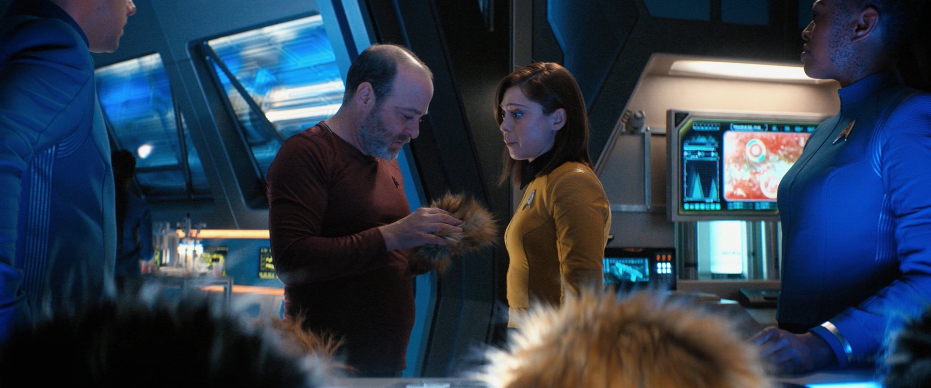 extant_StarTrekDiscovery_ShortTreks0006_TheTroubleWithEdward_00916.jpg