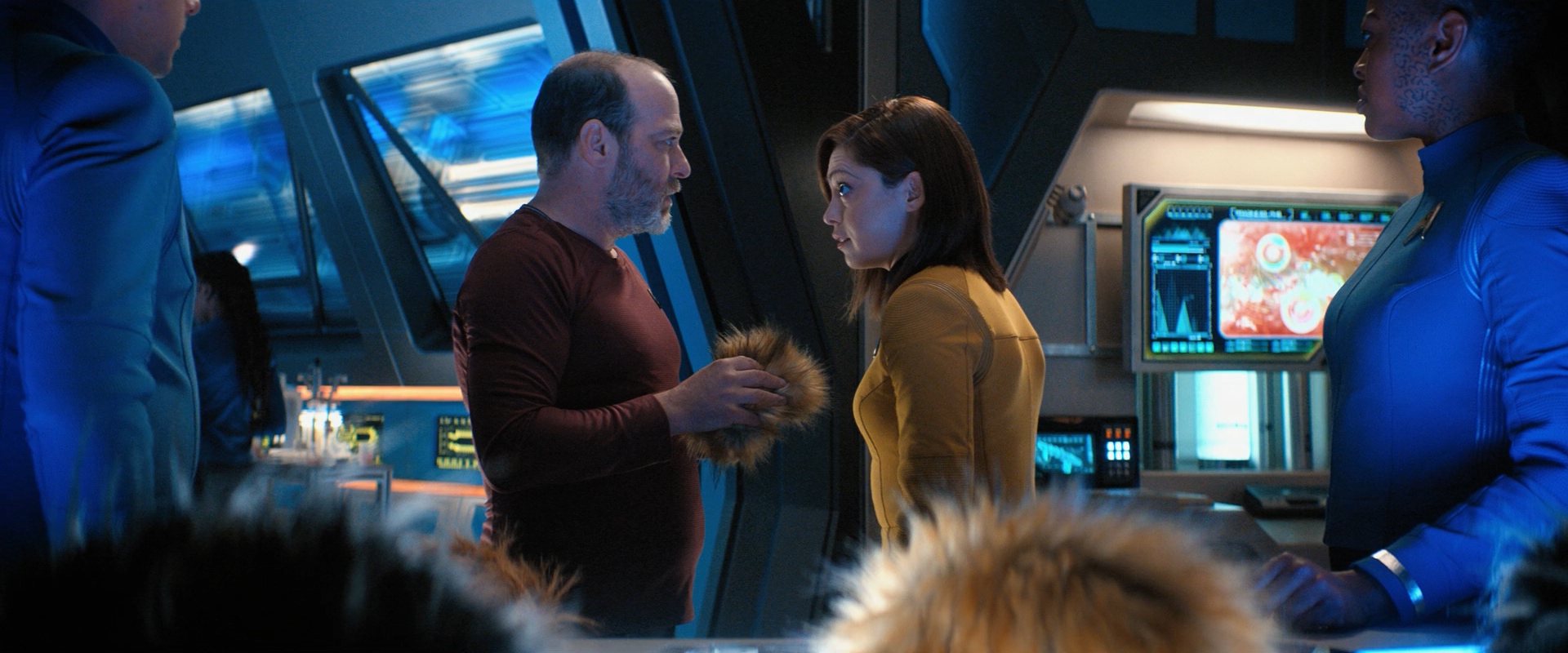 extant_StarTrekDiscovery_ShortTreks0006_TheTroubleWithEdward_00920.jpg
