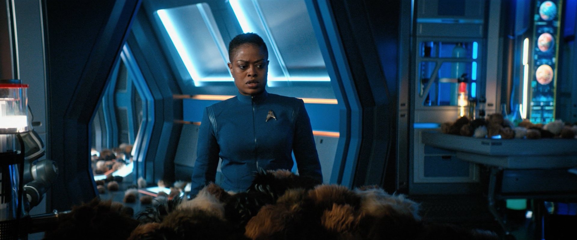 extant_StarTrekDiscovery_ShortTreks0006_TheTroubleWithEdward_00993.jpg