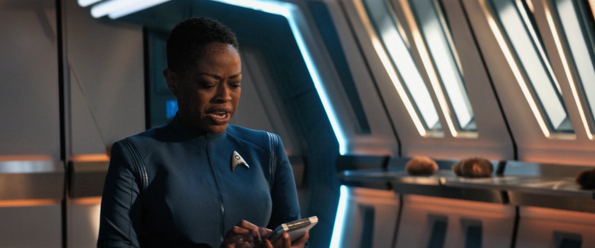 extant_StarTrekDiscovery_ShortTreks0006_TheTroubleWithEdward_01011.jpg
