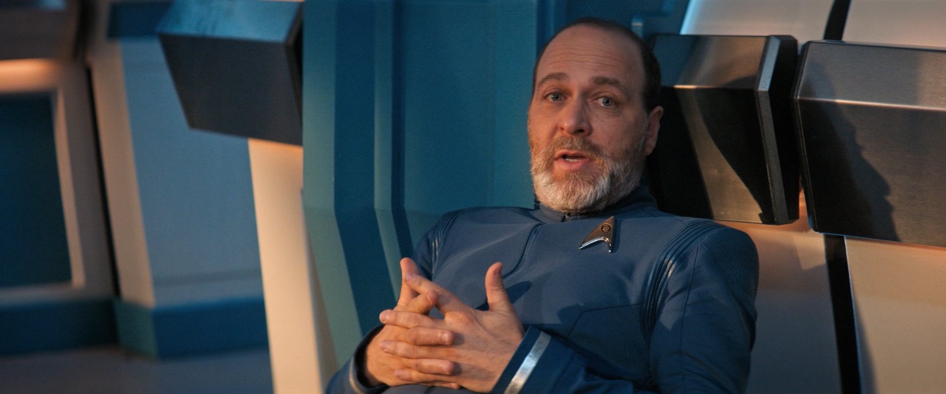 extant_StarTrekDiscovery_ShortTreks0006_TheTroubleWithEdward_01037.jpg