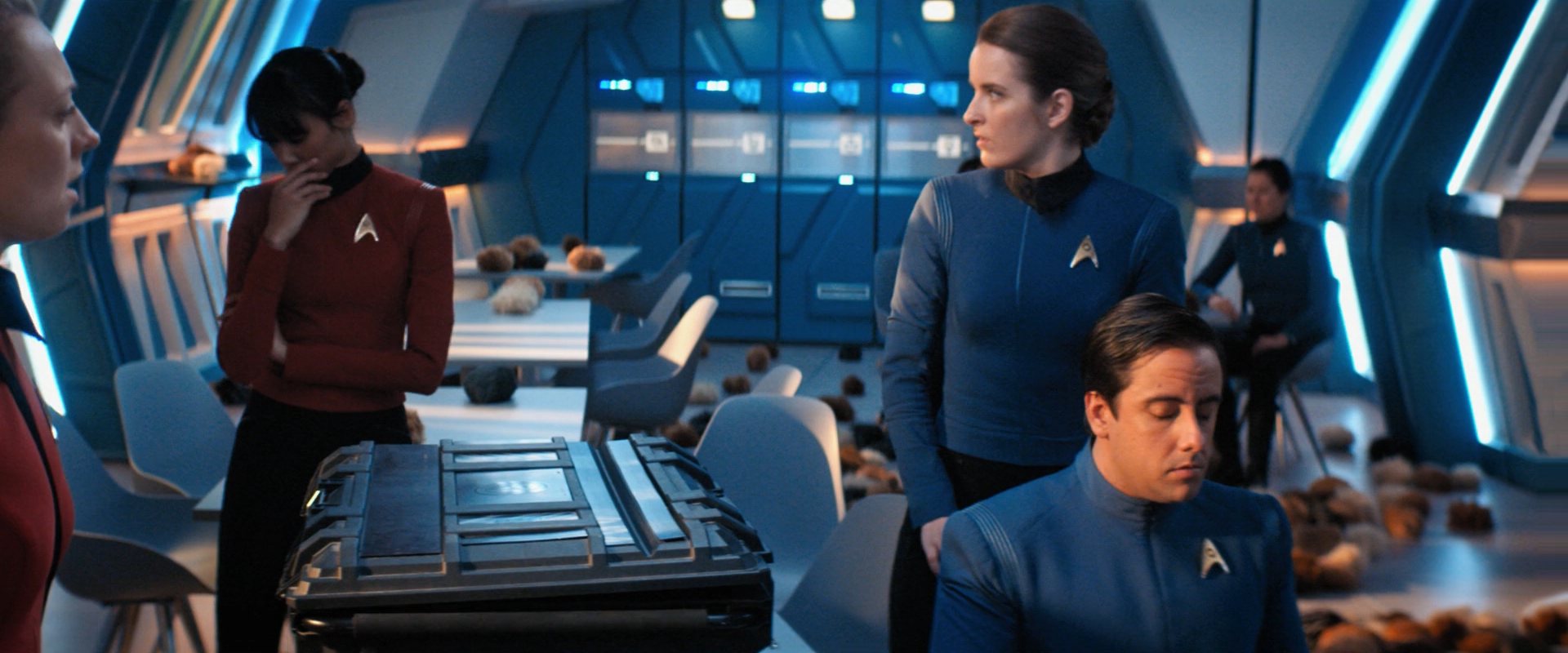 extant_StarTrekDiscovery_ShortTreks0006_TheTroubleWithEdward_01072.jpg