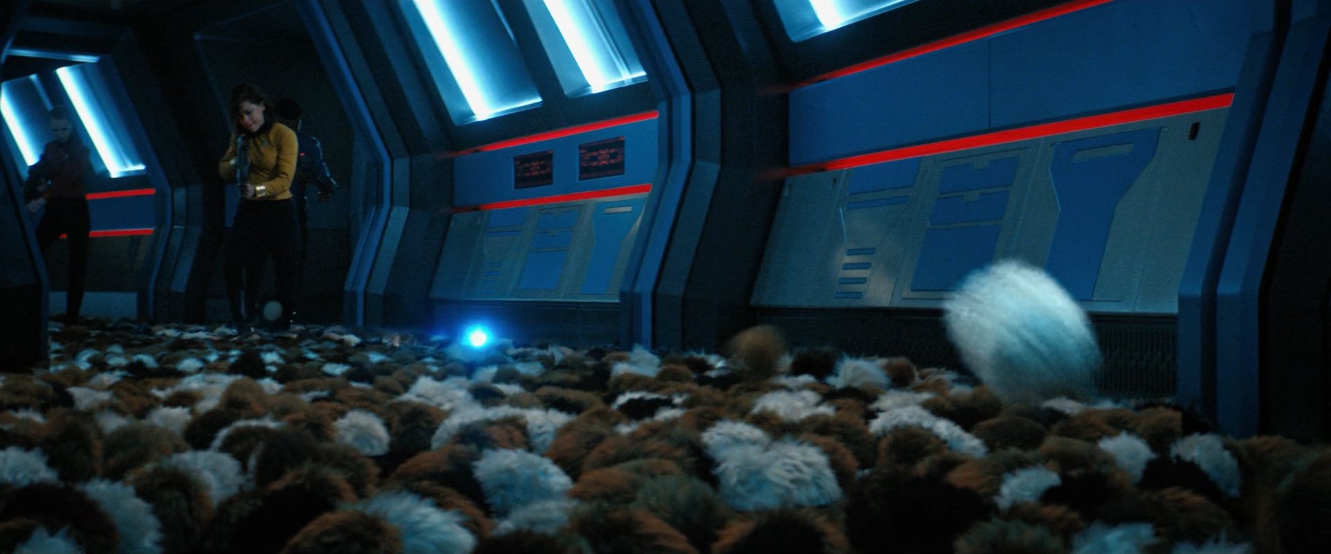 extant_StarTrekDiscovery_ShortTreks0006_TheTroubleWithEdward_01113.jpg