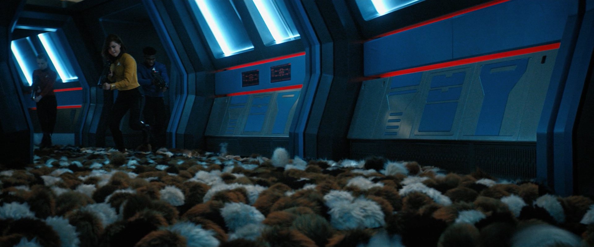 extant_StarTrekDiscovery_ShortTreks0006_TheTroubleWithEdward_01114.jpg