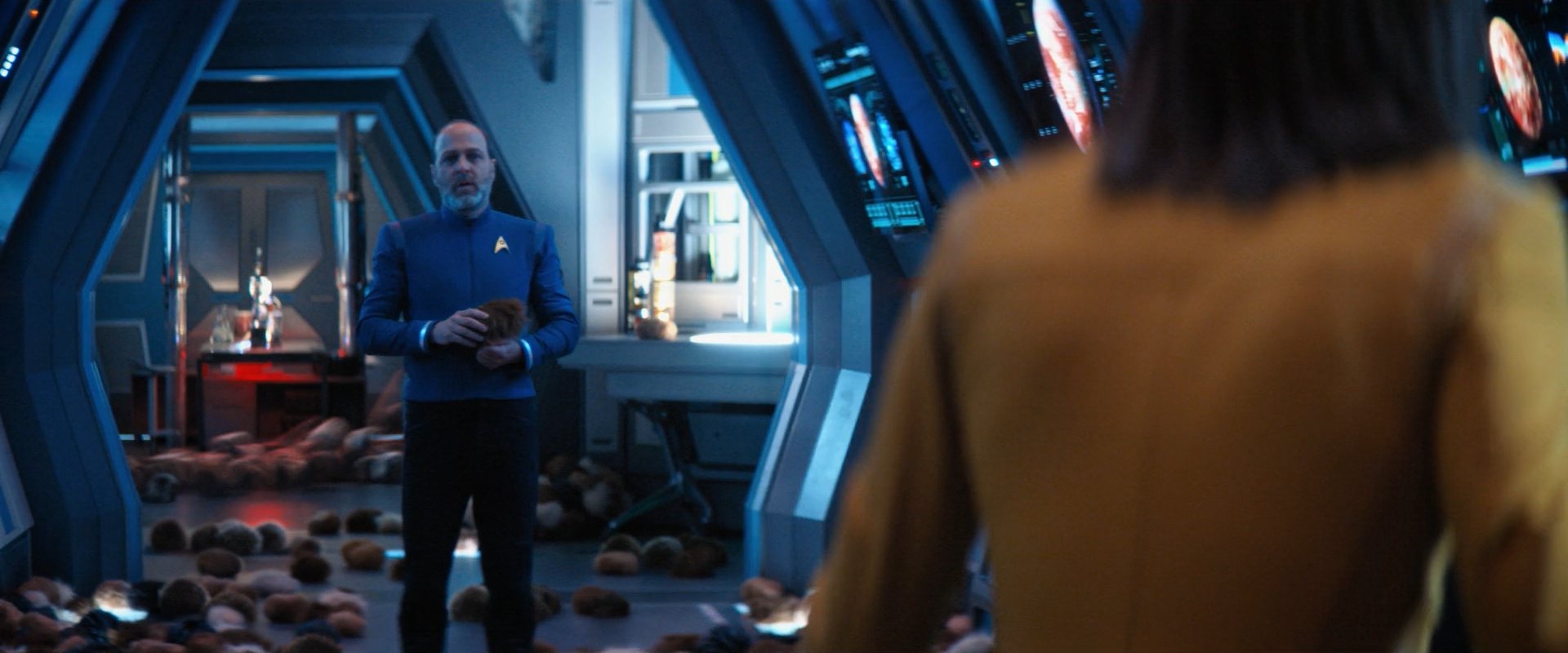 extant_StarTrekDiscovery_ShortTreks0006_TheTroubleWithEdward_01165.jpg