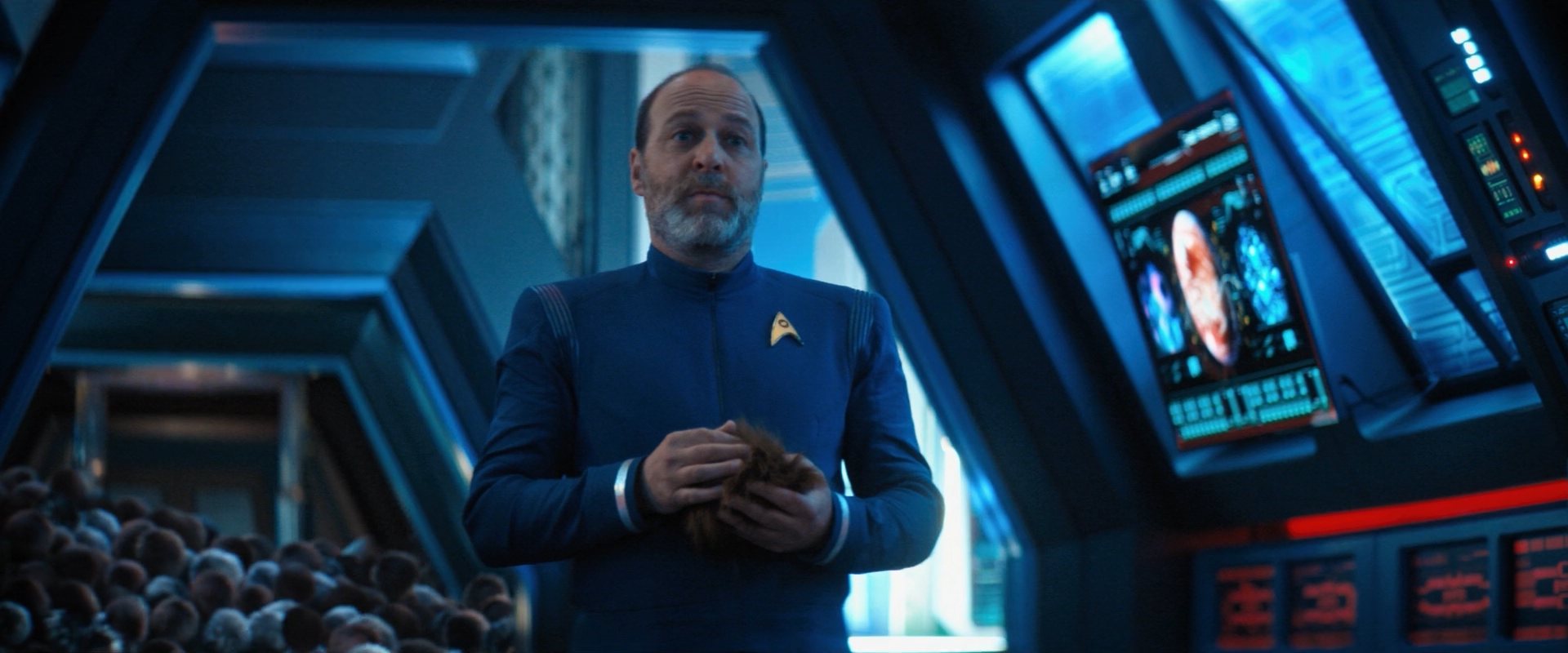 extant_StarTrekDiscovery_ShortTreks0006_TheTroubleWithEdward_01178.jpg