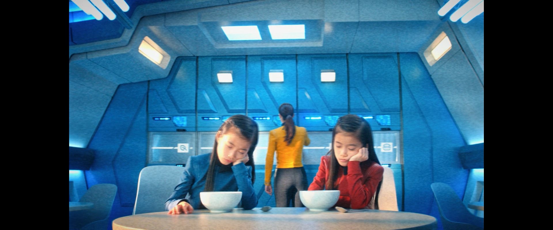 extant_StarTrekDiscovery_ShortTreks0006_TheTroubleWithEdward_01503.jpg