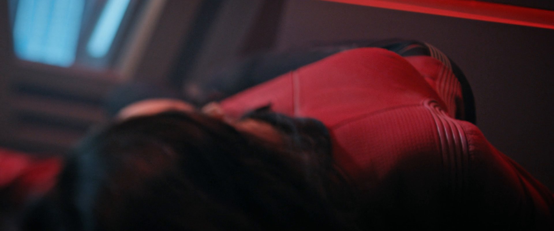extant_StarTrekDiscovery_0007_AskNot_0066.jpg