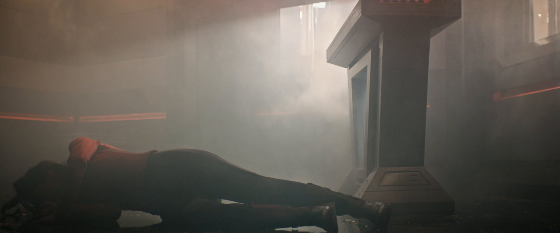 extant_StarTrekDiscovery_0007_AskNot_0075.jpg