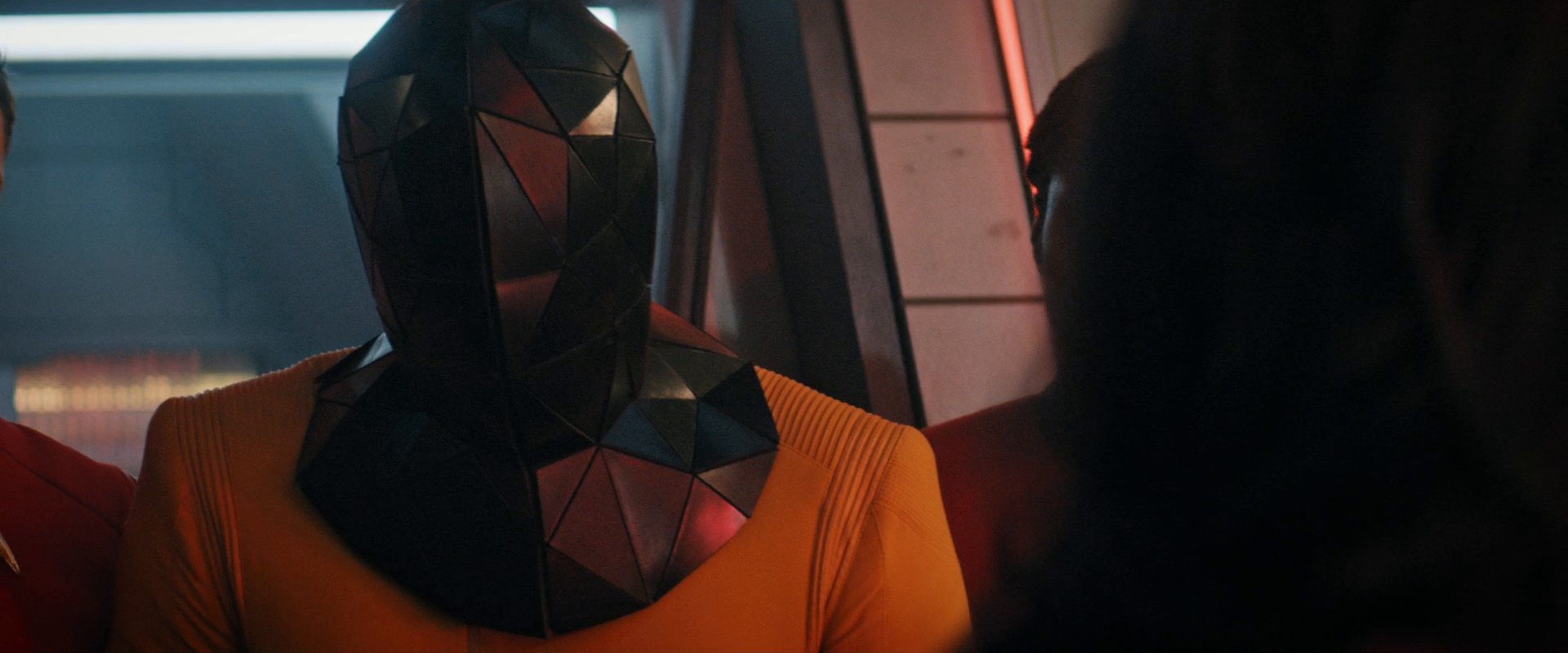 extant_StarTrekDiscovery_0007_AskNot_0124.jpg