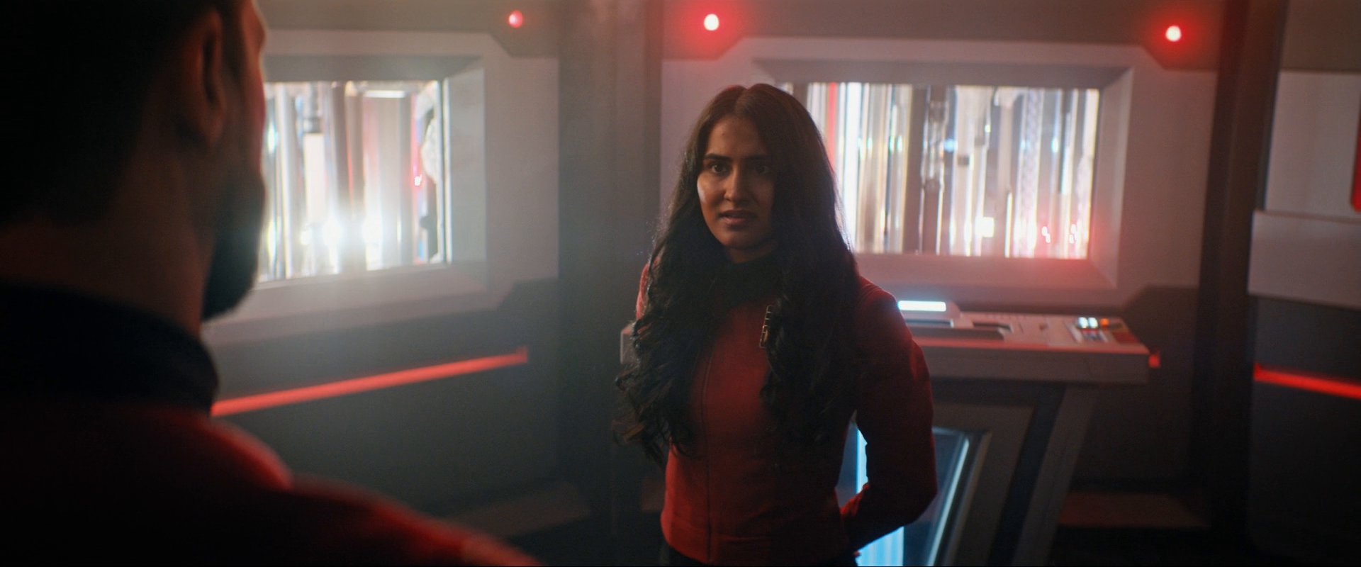 extant_StarTrekDiscovery_0007_AskNot_0138.jpg