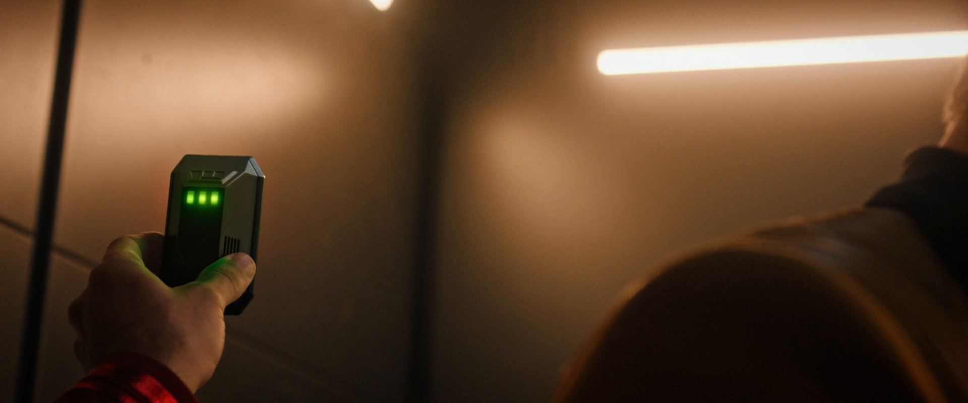 extant_StarTrekDiscovery_0007_AskNot_0166.jpg