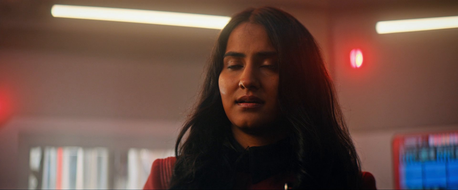 extant_StarTrekDiscovery_0007_AskNot_0175.jpg