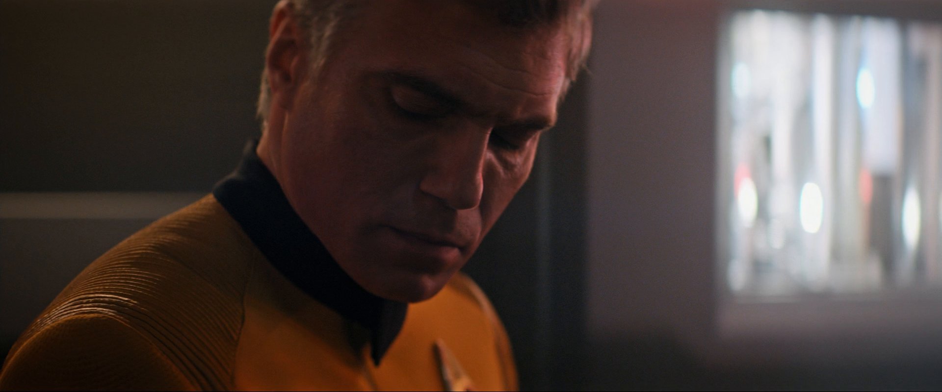 extant_StarTrekDiscovery_0007_AskNot_0198.jpg