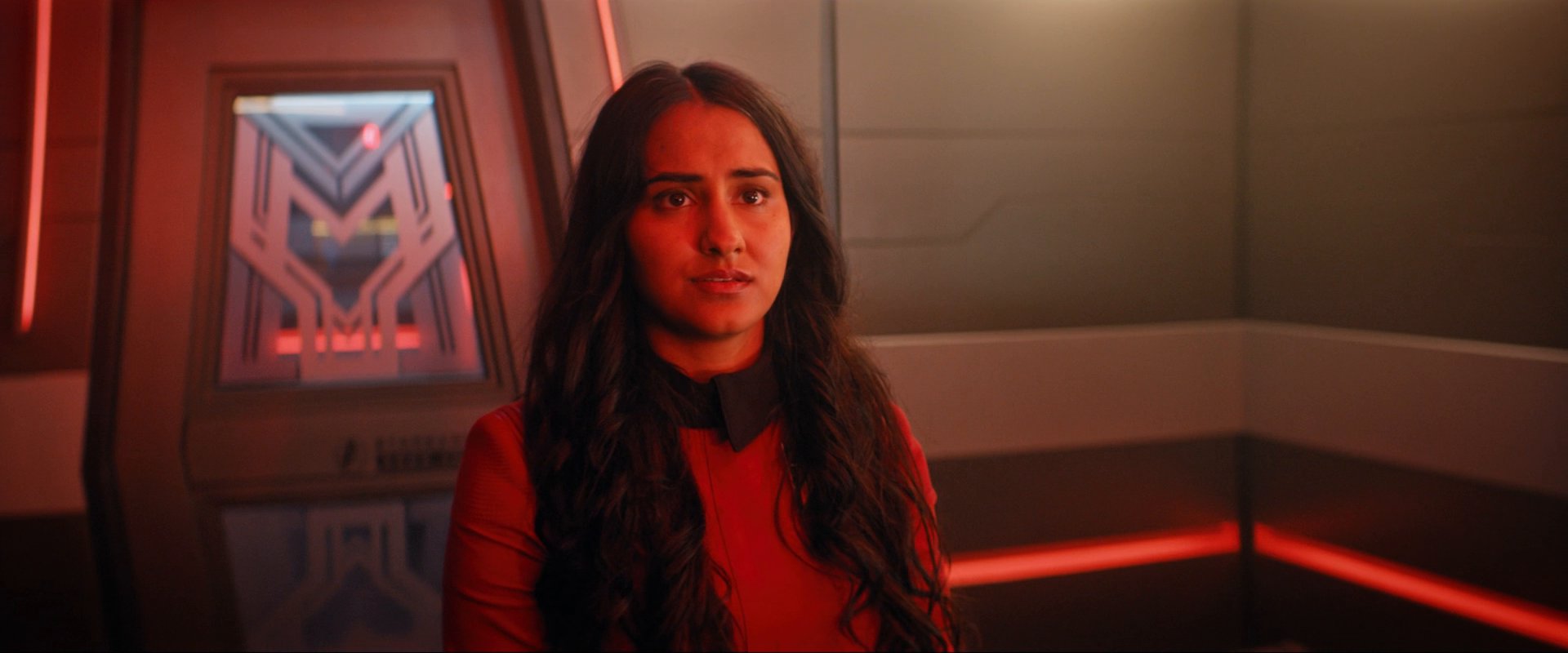 extant_StarTrekDiscovery_0007_AskNot_0236.jpg